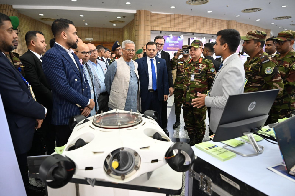 Honourable Chief Adviser Dr. Muhammad Yunus Visits MIST Innovation Projects at Digital Device and Innovation Expo 2026
